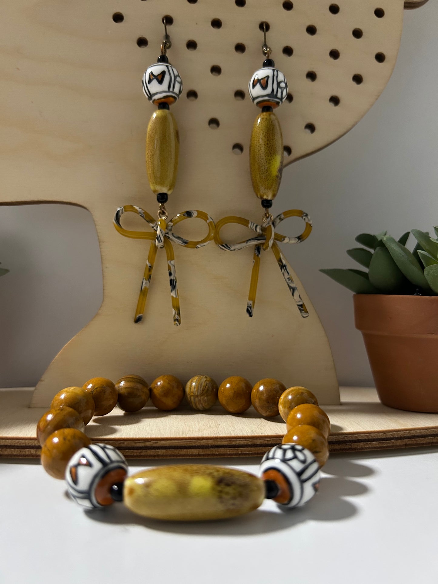 Honey Mustard Bow Set